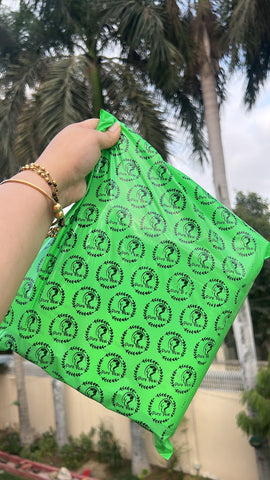 Azaadi Box/Bag
