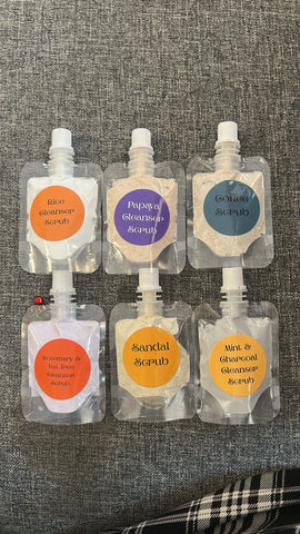 Cleanser/Scrub Pouch